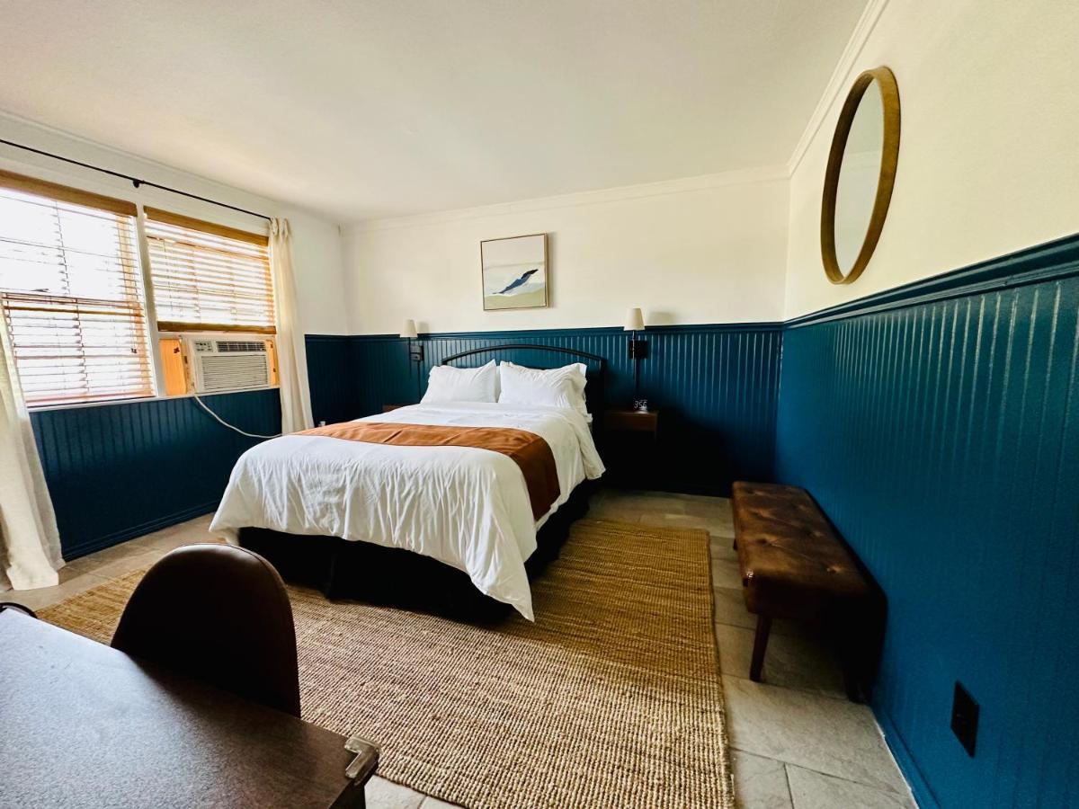 Budget Host East End Hotel In Riverhead Exterior foto